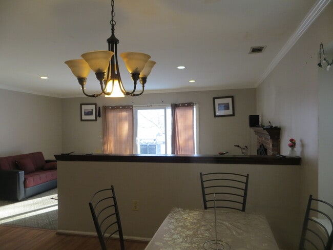 64 Joda Dr in Lakewood, NJ - Foto de edificio - Building Photo