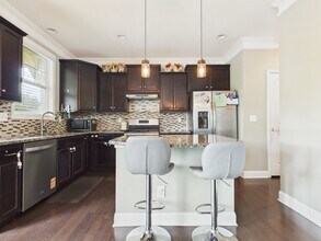 11060 Hat Creek Ln in Davidson, NC - Building Photo - Building Photo
