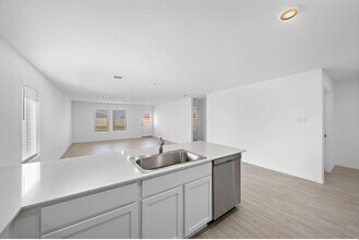 2219 Creekside Stables Rd in League City, TX - Building Photo - Building Photo