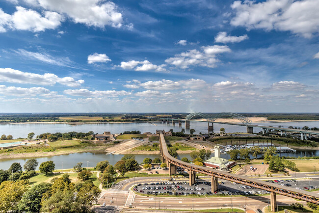 Indigo Riverview in Memphis, TN - Foto de edificio - Building Photo