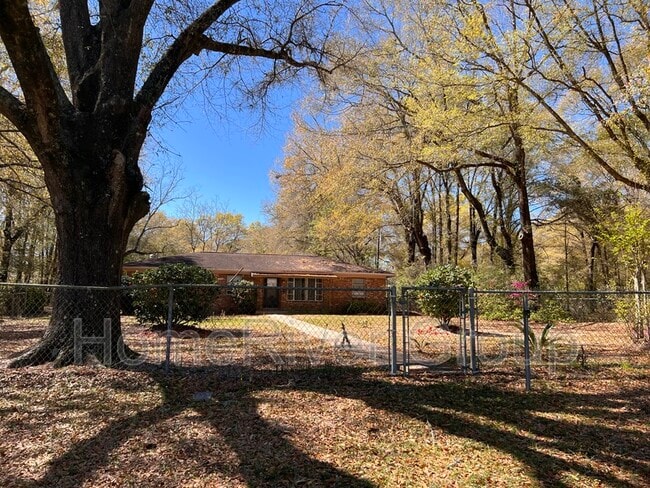 property at 1703 US-90