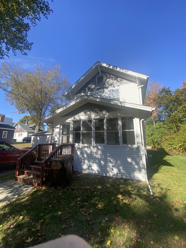 property at 1109 Perry St