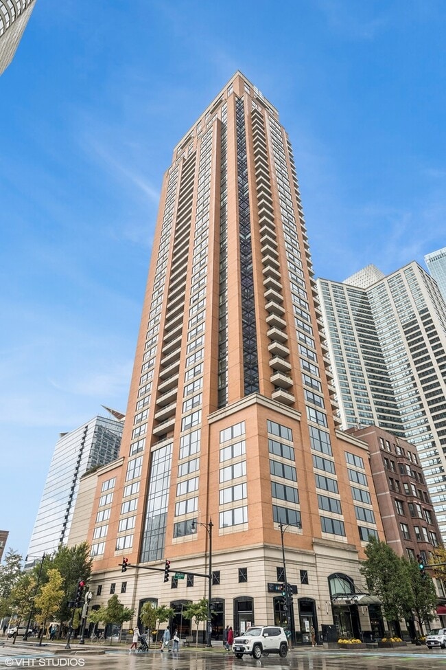 property at 1160 S Michigan Ave