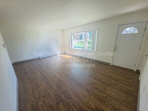 1418 Mahan Ave in Richland, WA - Building Photo - Building Photo