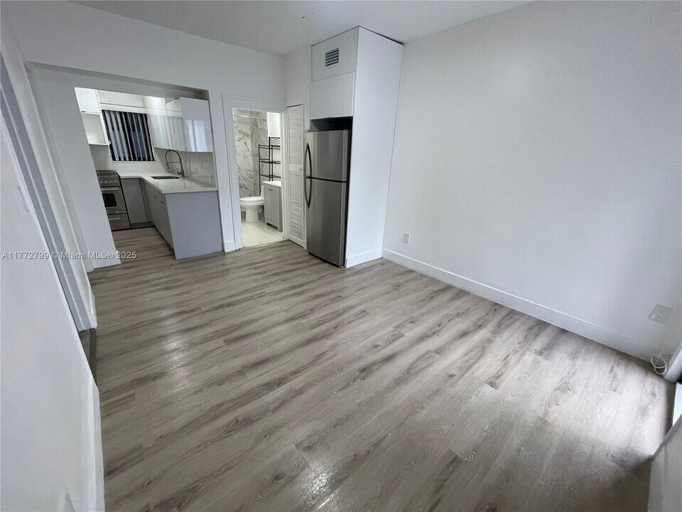 169 NE 50th St-Unit -1 in Miami, FL - Building Photo