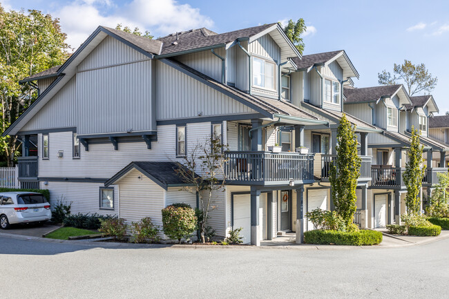 Sunberry Court in Surrey, BC - Building Photo - Building Photo