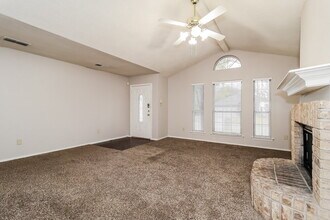 4074 Tulip Tree Dr in Fort Worth, TX - Building Photo - Building Photo