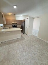 1034 W Jasmine Ln in North Lauderdale, FL - Building Photo - Building Photo