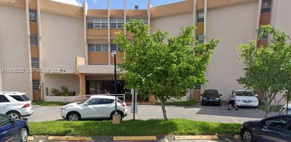 property at 9678 Fontainebleau Blvd