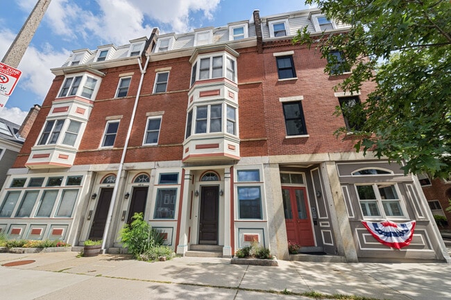 437 Main St, Unit 1