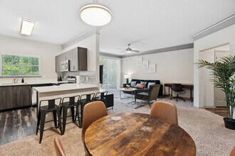 12100 Metric Blvd in Austin, TX - Building Photo - Building Photo