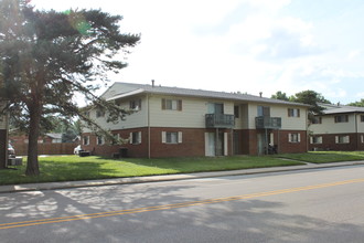 3219 Maryville Rd in Granite City, IL - Foto de edificio - Building Photo