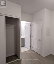 25-1625 Holly St in Toronto, ON - Building Photo - Building Photo