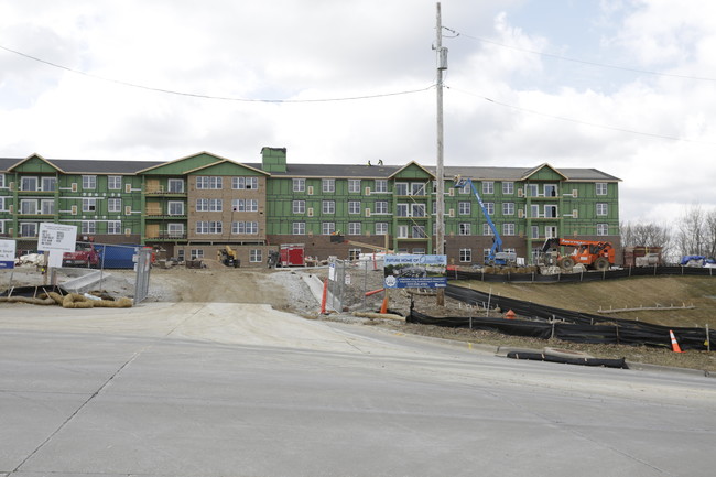 Overlook Village in Moline, IL - Foto de edificio - Building Photo