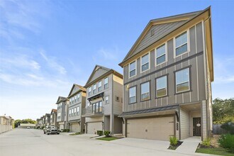 2123 Sequoia Woods Dr in Houston, TX - Building Photo - Building Photo