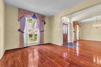16343 Mellow Oaks Ln in Sugar Land, TX - Building Photo - Building Photo