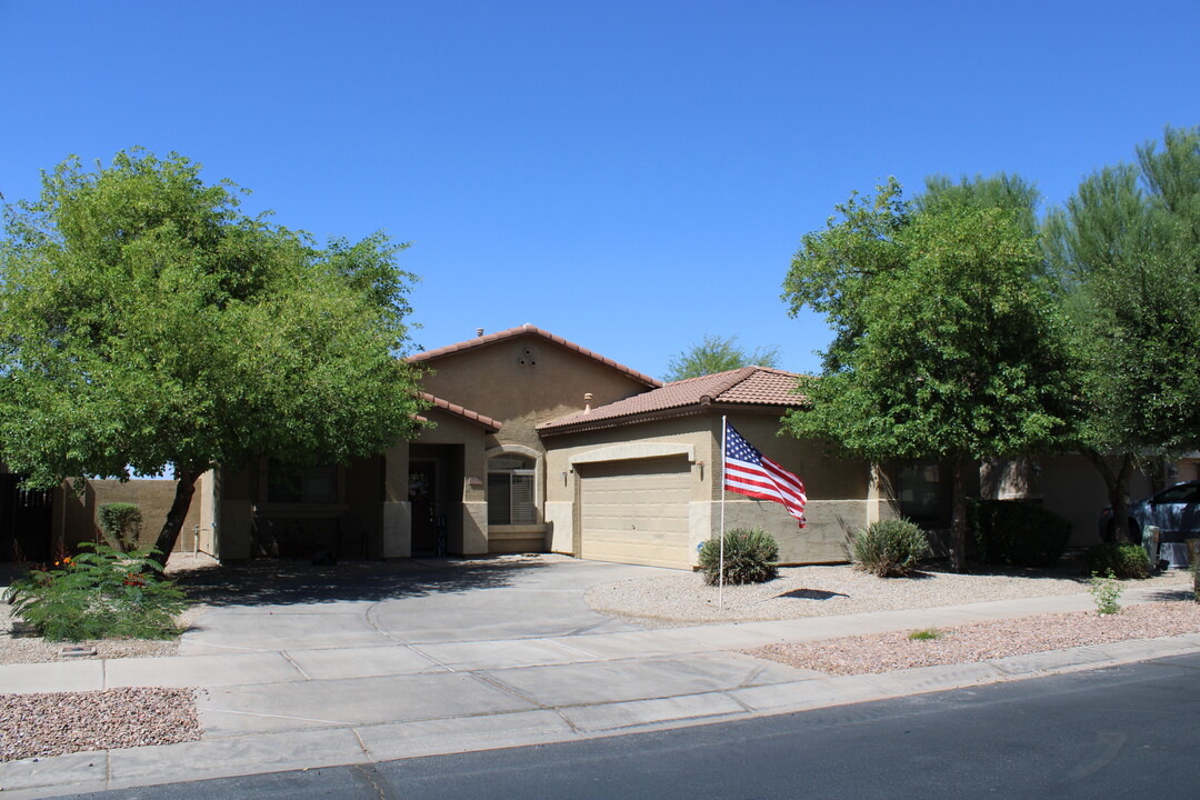 21382 E Via del Rancho in Queen Creek, AZ - Building Photo