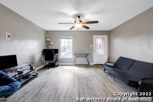 7828 Oxbow Way in San Antonio, TX - Building Photo - Building Photo