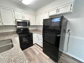 1816 Winding Way Dr in White House, TN - Foto de edificio - Building Photo