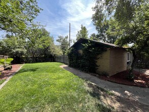 1730 Monaco St Pkwy in Denver, CO - Building Photo - Building Photo