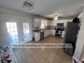 4422 Rose Meadow Dr in Hope Mills, NC - Building Photo - Building Photo