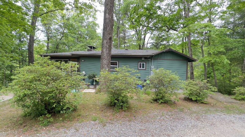 10 Lakemont Cottage Trail in Flat Rock, NC - Building Photo