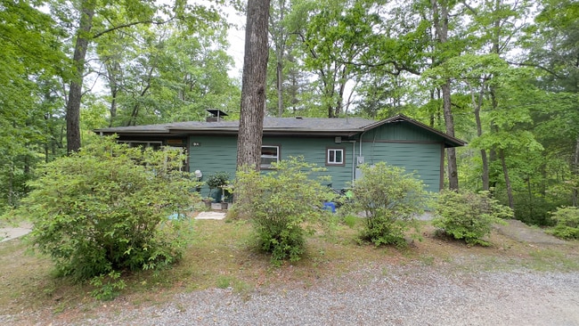 property at 10 Lakemont Cottage Trail
