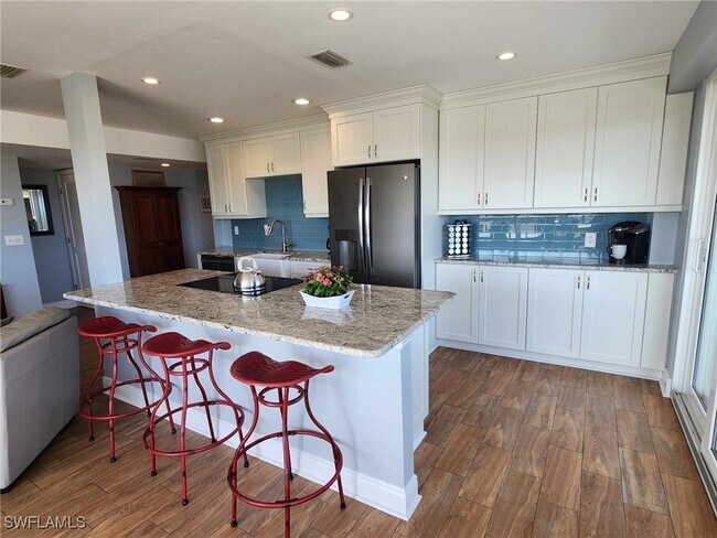 property at 4803 Sunset Ct