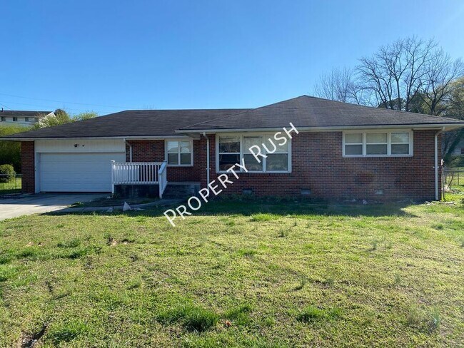 4726 Fairwood Ln in Chattanooga, TN - Building Photo - Building Photo