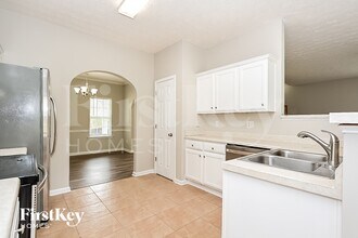 5439 Frontier Ct in Ellenwood, GA - Foto de edificio - Building Photo