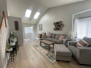 10181 Woodrose Ct in Littleton, CO - Building Photo - Building Photo