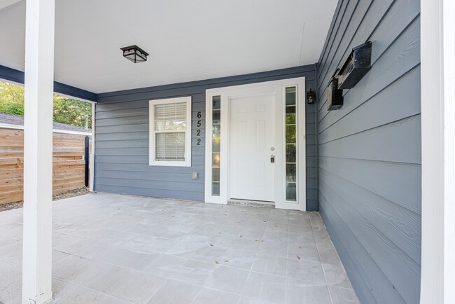 6522 Linden St in Houston, TX - Foto de edificio - Building Photo