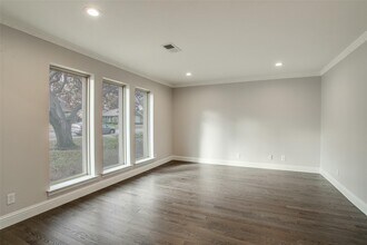 7327 Wellcrest Dr in Dallas, TX - Building Photo - Building Photo