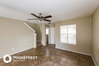 11 Basin Elm in San Antonio, TX - Building Photo - Building Photo