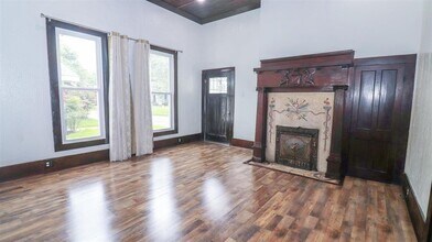 435 Lexington Ave in Jackson, TN - Building Photo - Building Photo