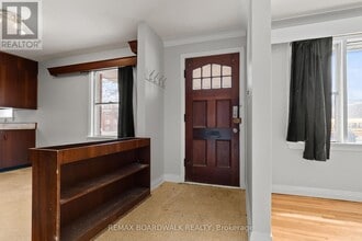 1610 Alta Vista Dr in Ottawa, ON - Building Photo - Building Photo