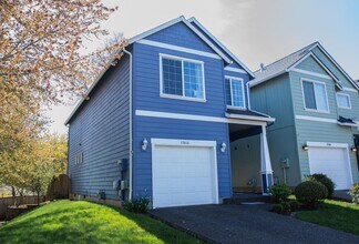 17610 SW Falling Leaf Ct in Beaverton, OR - Building Photo - Building Photo