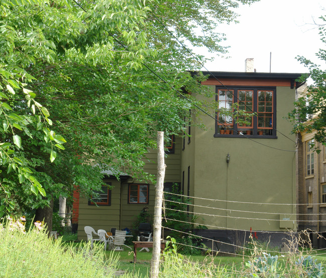 525 W 4th St in Williamsport, PA - Foto de edificio - Building Photo