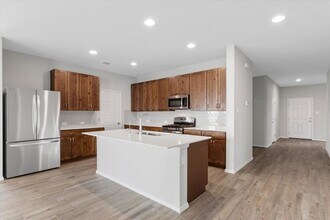 261 Hortus Dr in Kyle, TX - Building Photo - Building Photo