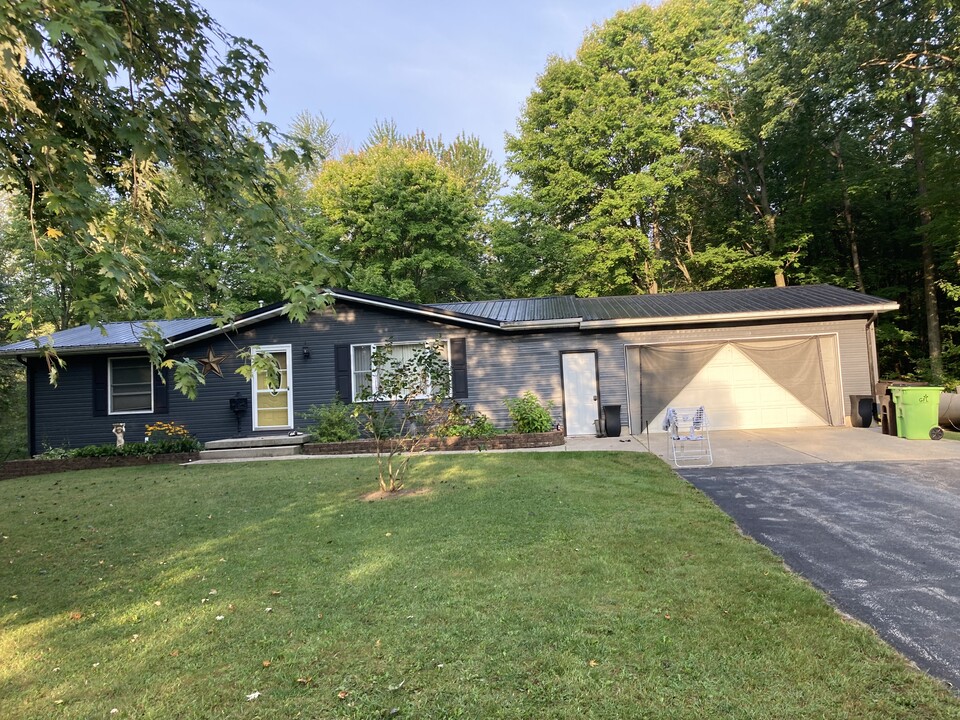 2953 Sandalwood Rd in Abrams, WI - Building Photo