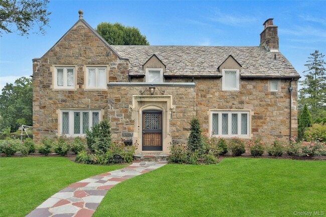 property at 59 Lockwood Rd