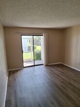 5310 26th St W, Unit 2001 in Bradenton, FL - Foto de edificio - Building Photo