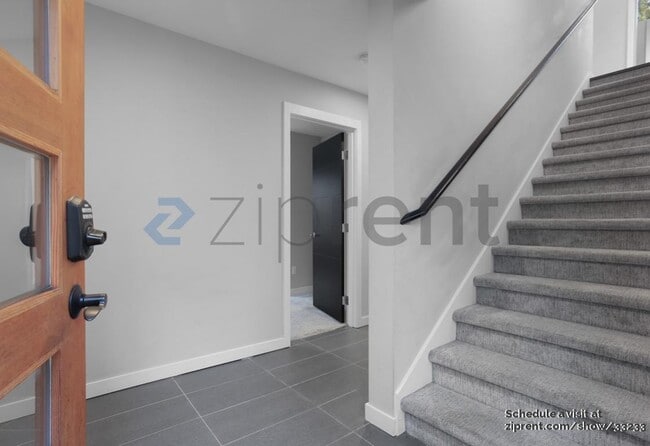 2614 S Dearborn St in Seattle, WA - Foto de edificio - Building Photo