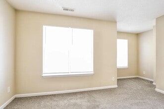 4812 Chapel Ridge Dr in Greensboro, NC - Building Photo - Building Photo