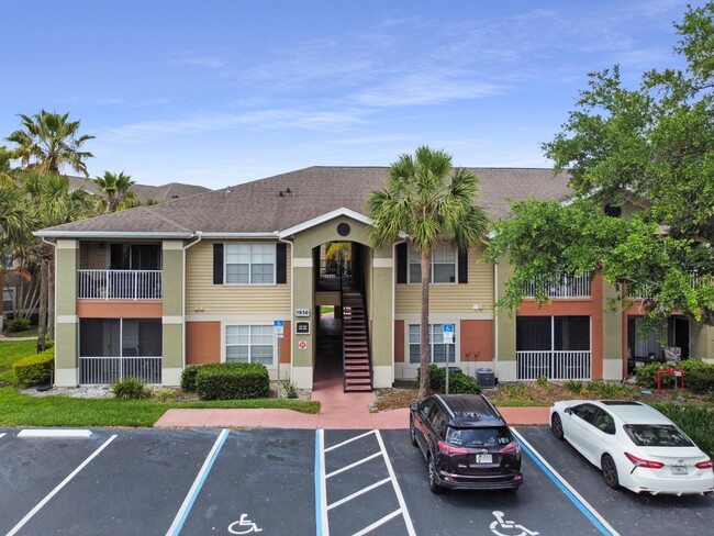property at 1930 Summer Club Dr