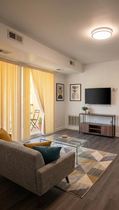 9333 Old Concord Rd in Charlotte, NC - Foto de edificio - Building Photo