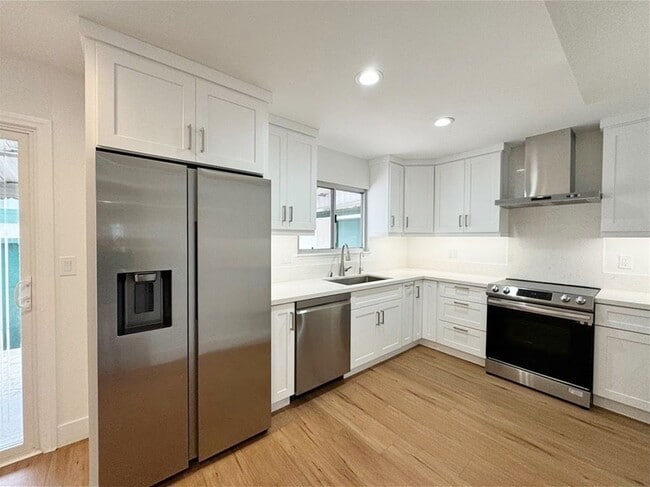 8238 Henderson Green in Buena Park, CA - Building Photo - Building Photo