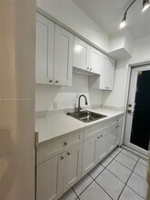 7155 Rue Notre Dame in Miami Beach, FL - Building Photo - Building Photo