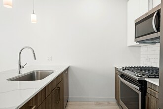 801 S Michigan Ave in Chicago, IL - Building Photo - Building Photo