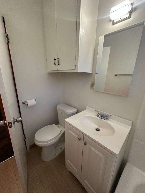 8123 Otis St in South Gate, CA - Building Photo - Building Photo